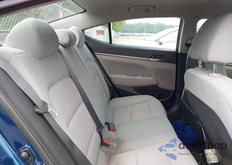 2017 Hyundai Elantra Se z USA, uszkodzony, nr VIN 5NPD84LF8HH064528